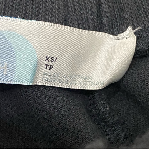 FREE PEOPLE BEACH Black Washed Drawstring Waist Pleated Wide Leg Cropped Pant XS - Picture 12 of 13